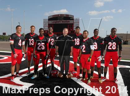 Thumbnail 2 in Cedar Hill (2014 Preseason Top 25 Photo Shoot)  photogallery.