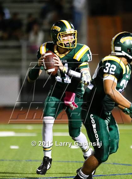 Thumbnail 2 in Saugus @ Canyon photogallery.
