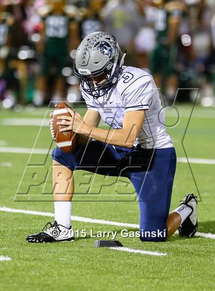 Thumbnail 2 in Saugus @ Canyon photogallery.