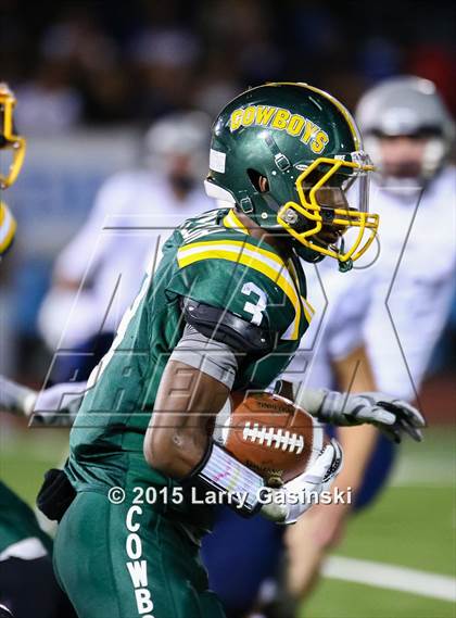 Thumbnail 2 in Saugus @ Canyon photogallery.