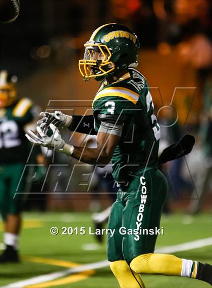 Thumbnail 1 in Saugus @ Canyon photogallery.