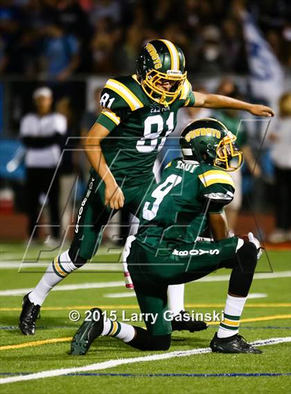 Thumbnail 2 in Saugus @ Canyon photogallery.