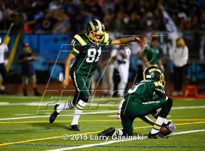 Thumbnail 1 in Saugus @ Canyon photogallery.