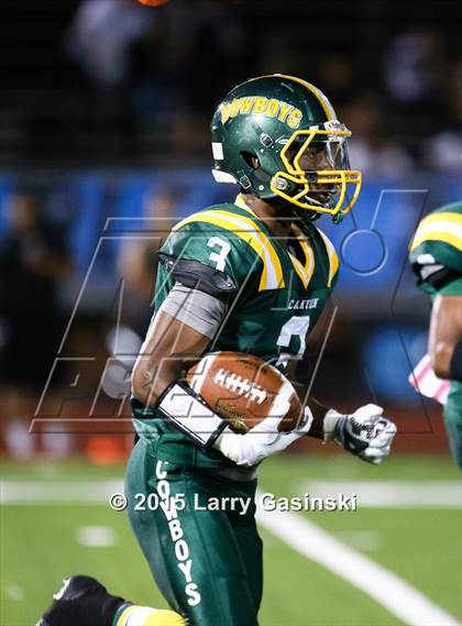 Thumbnail 1 in Saugus @ Canyon photogallery.