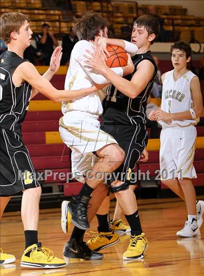 Thumbnail 3 in Archer City vs. Bellevue (Fantasy of Lights) photogallery.