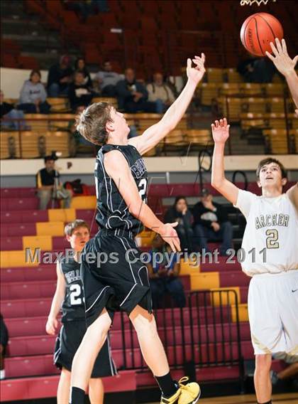 Thumbnail 3 in Archer City vs. Bellevue (Fantasy of Lights) photogallery.