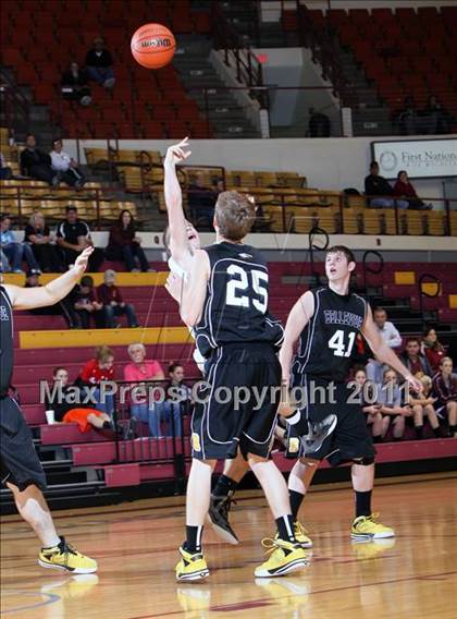 Thumbnail 3 in Archer City vs. Bellevue (Fantasy of Lights) photogallery.