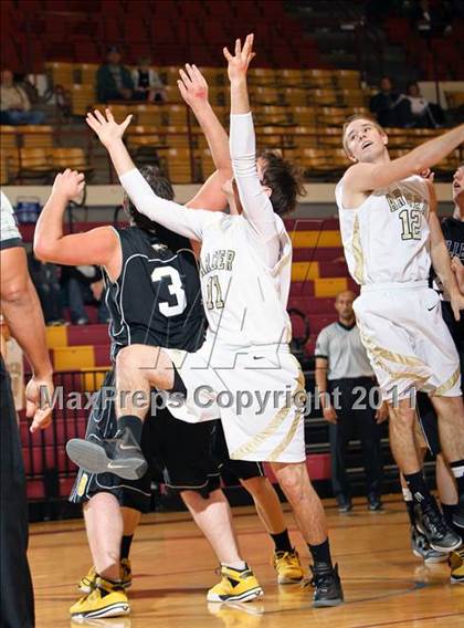 Thumbnail 2 in Archer City vs. Bellevue (Fantasy of Lights) photogallery.