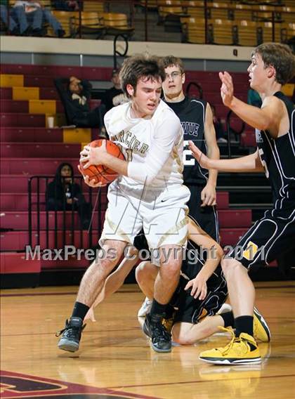 Thumbnail 3 in Archer City vs. Bellevue (Fantasy of Lights) photogallery.