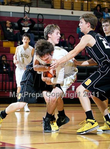 Thumbnail 1 in Archer City vs. Bellevue (Fantasy of Lights) photogallery.