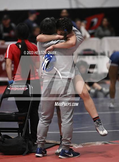 Thumbnail 1 in CIF-SS Girls Masters Wrestling 2/2 photogallery.