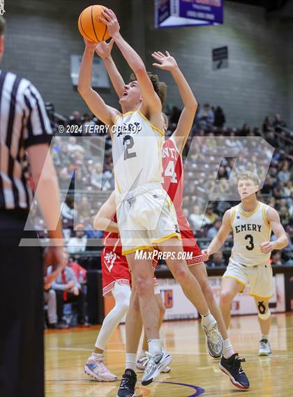 Thumbnail 1 in Manti vs. Emery (UHSAA 3A 5th / 6th Place) photogallery.