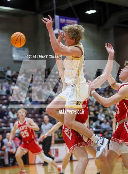 Thumbnail 1 in Manti vs. Emery (UHSAA 3A 5th / 6th Place) photogallery.
