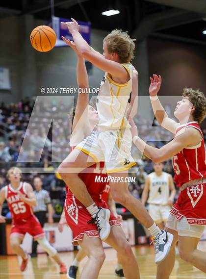 Thumbnail 2 in Manti vs. Emery (UHSAA 3A 5th / 6th Place) photogallery.