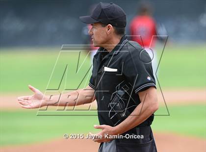 Thumbnail 2 in Alemany @ Hart photogallery.