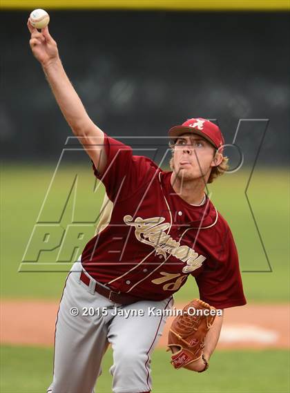Thumbnail 3 in Alemany @ Hart photogallery.