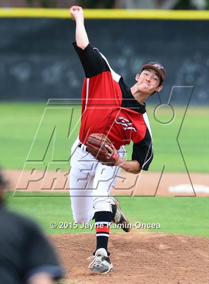 Thumbnail 1 in Alemany @ Hart photogallery.