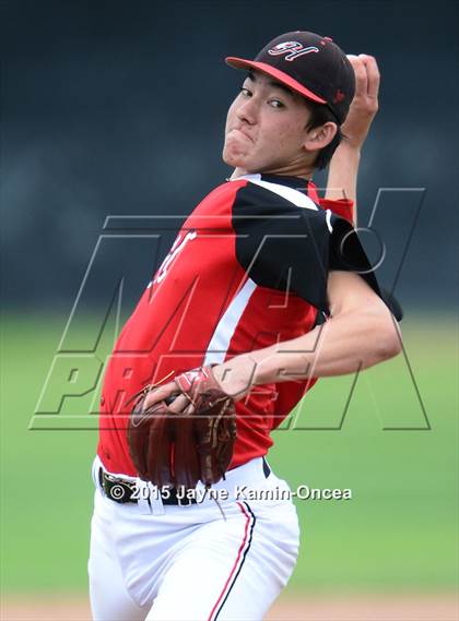 Thumbnail 1 in Alemany @ Hart photogallery.