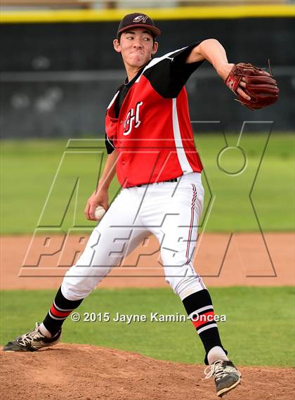 Thumbnail 3 in Alemany @ Hart photogallery.