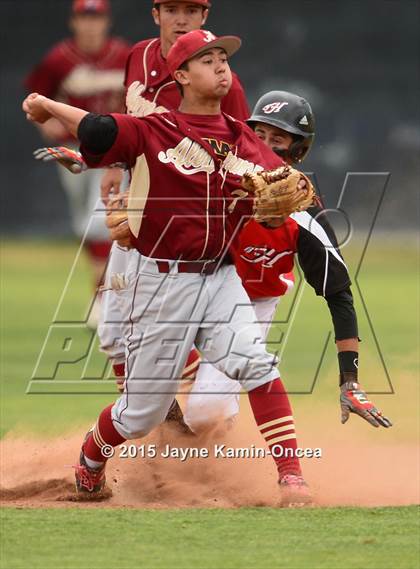 Thumbnail 3 in Alemany @ Hart photogallery.