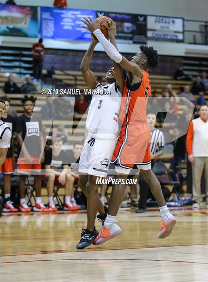 Thumbnail 3 in Coronado vs  Centennial (SoCal Vegas Showdown) photogallery.