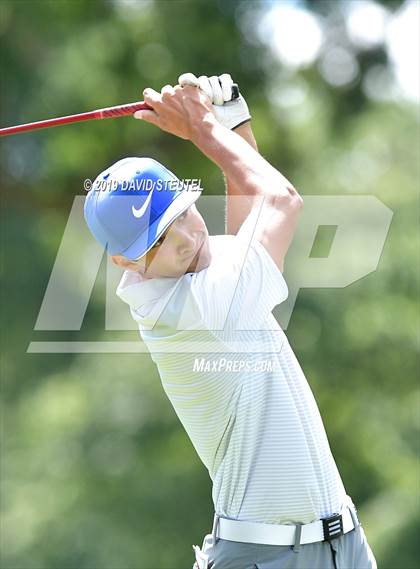 Thumbnail 1 in CIF NorCal Regional Boys Golf Championship photogallery.