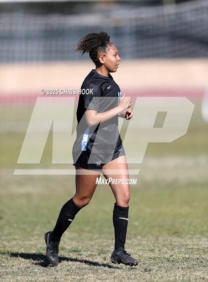 Thumbnail 2 in Mountain View vs Mica Mountain (Kelly Pierce Soccer Tournament) photogallery.