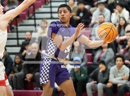 Thumbnail 1 in Tokay @ Lodi photogallery.