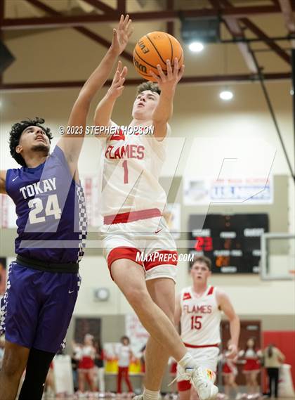 Thumbnail 1 in Tokay @ Lodi photogallery.