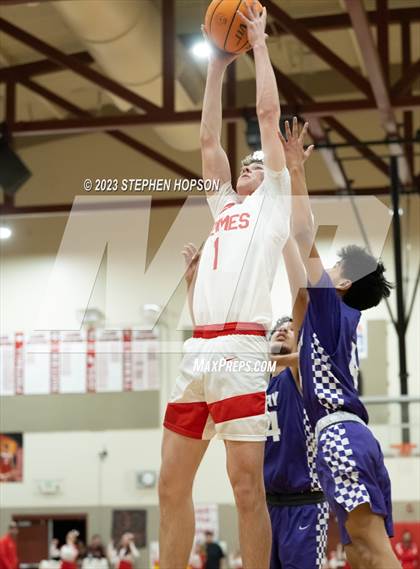 Thumbnail 2 in Tokay @ Lodi photogallery.
