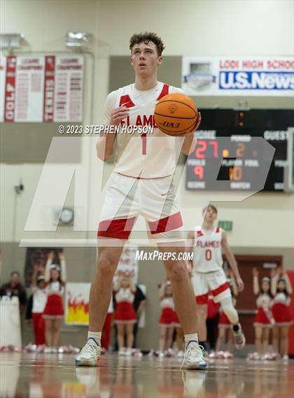Thumbnail 3 in Tokay @ Lodi photogallery.