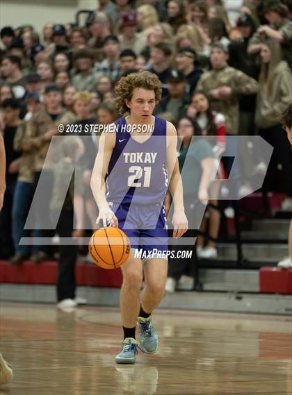 Thumbnail 1 in Tokay @ Lodi photogallery.