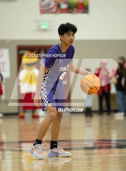 Thumbnail 2 in Tokay @ Lodi photogallery.