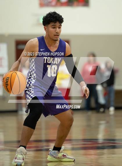 Thumbnail 2 in Tokay @ Lodi photogallery.