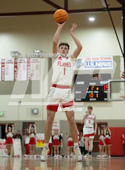 Thumbnail 2 in Tokay @ Lodi photogallery.