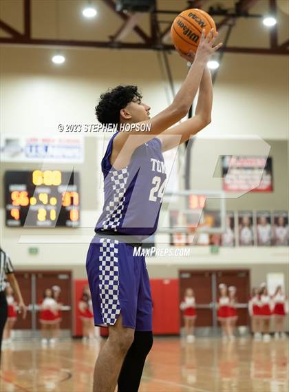Thumbnail 3 in Tokay @ Lodi photogallery.