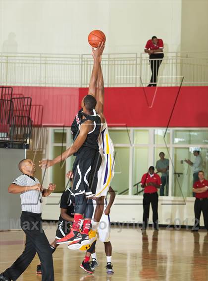 Thumbnail 2 in Trent Internationale vs Prime Prep (DFW Tip Off Classic) photogallery.