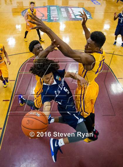 Thumbnail 2 in La Lumiere vs. Montverde Academy (DICK's National Tournament Semifinals) photogallery.