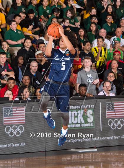 Thumbnail 2 in La Lumiere vs. Montverde Academy (DICK's National Tournament Semifinals) photogallery.