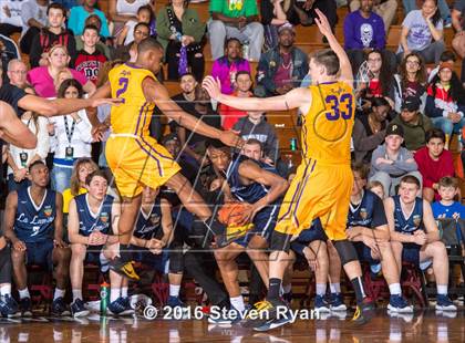 Thumbnail 3 in La Lumiere vs. Montverde Academy (DICK's National Tournament Semifinals) photogallery.