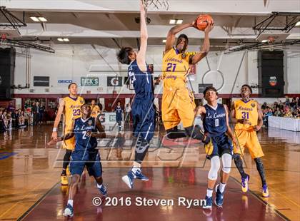 Thumbnail 3 in La Lumiere vs. Montverde Academy (DICK's National Tournament Semifinals) photogallery.