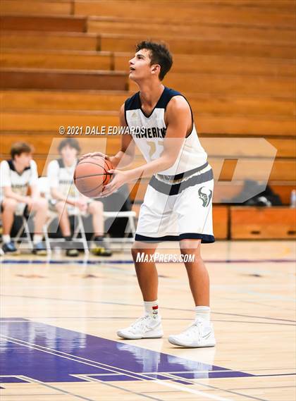 Thumbnail 2 in Mission Hills vs La Costa Canyon (Mira Mesa Marauders JV Classic) photogallery.