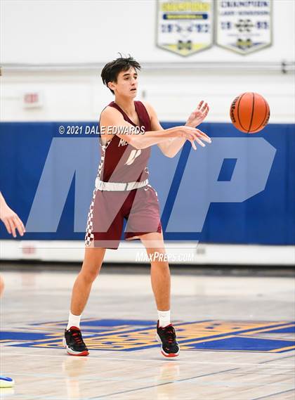 Thumbnail 3 in Mission Hills vs La Costa Canyon (Mira Mesa Marauders JV Classic) photogallery.