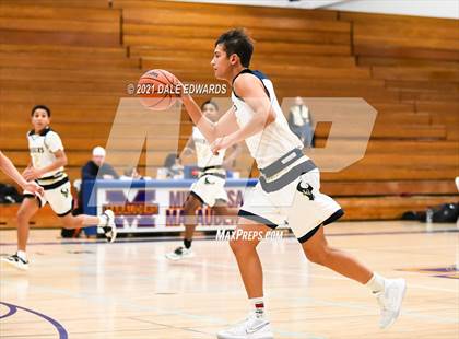 Thumbnail 1 in Mission Hills vs La Costa Canyon (Mira Mesa Marauders JV Classic) photogallery.