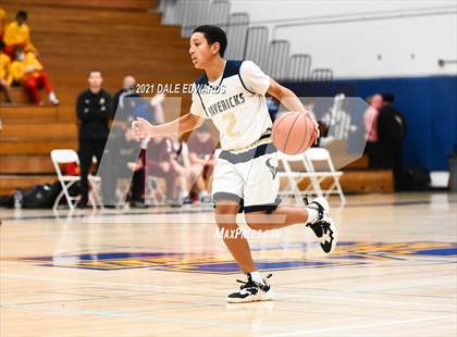 Thumbnail 2 in Mission Hills vs La Costa Canyon (Mira Mesa Marauders JV Classic) photogallery.