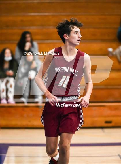 Thumbnail 1 in Mission Hills vs La Costa Canyon (Mira Mesa Marauders JV Classic) photogallery.