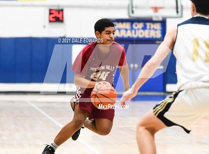 Thumbnail 2 in Mission Hills vs La Costa Canyon (Mira Mesa Marauders JV Classic) photogallery.