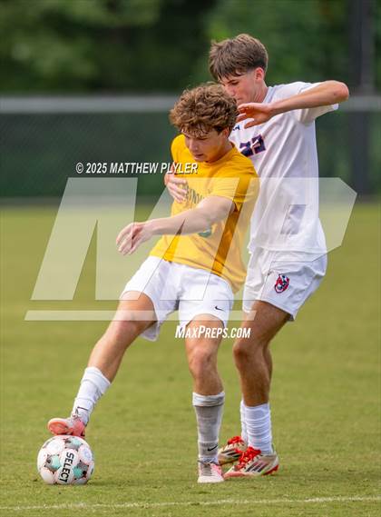 Thumbnail 3 in A.C. Reynolds vs. Apex Friendship (NCSCA Kickoff Classic) photogallery.