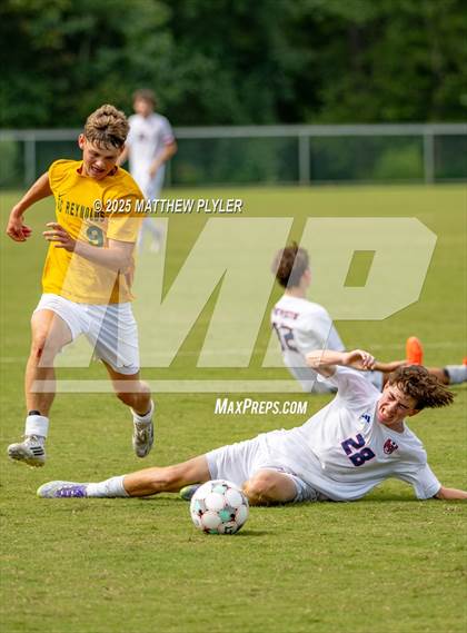 Thumbnail 1 in A.C. Reynolds vs. Apex Friendship (NCSCA Kickoff Classic) photogallery.