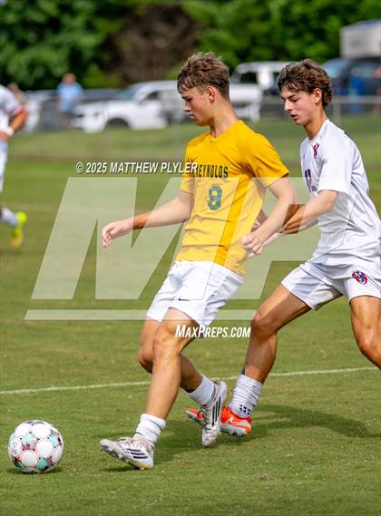 Thumbnail 2 in A.C. Reynolds vs. Apex Friendship (NCSCA Kickoff Classic) photogallery.